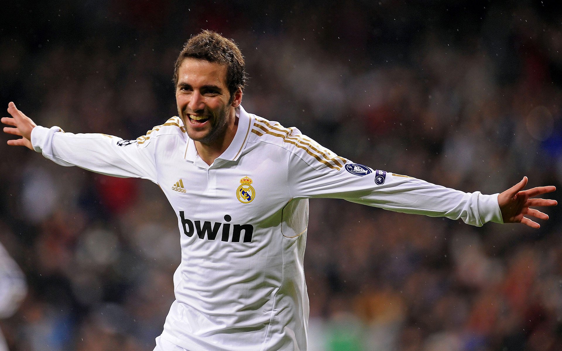 巴西女足在奥运会决赛中以0-1惜败美国，获得银牌，巴西女足拿过奥运会冠军吗